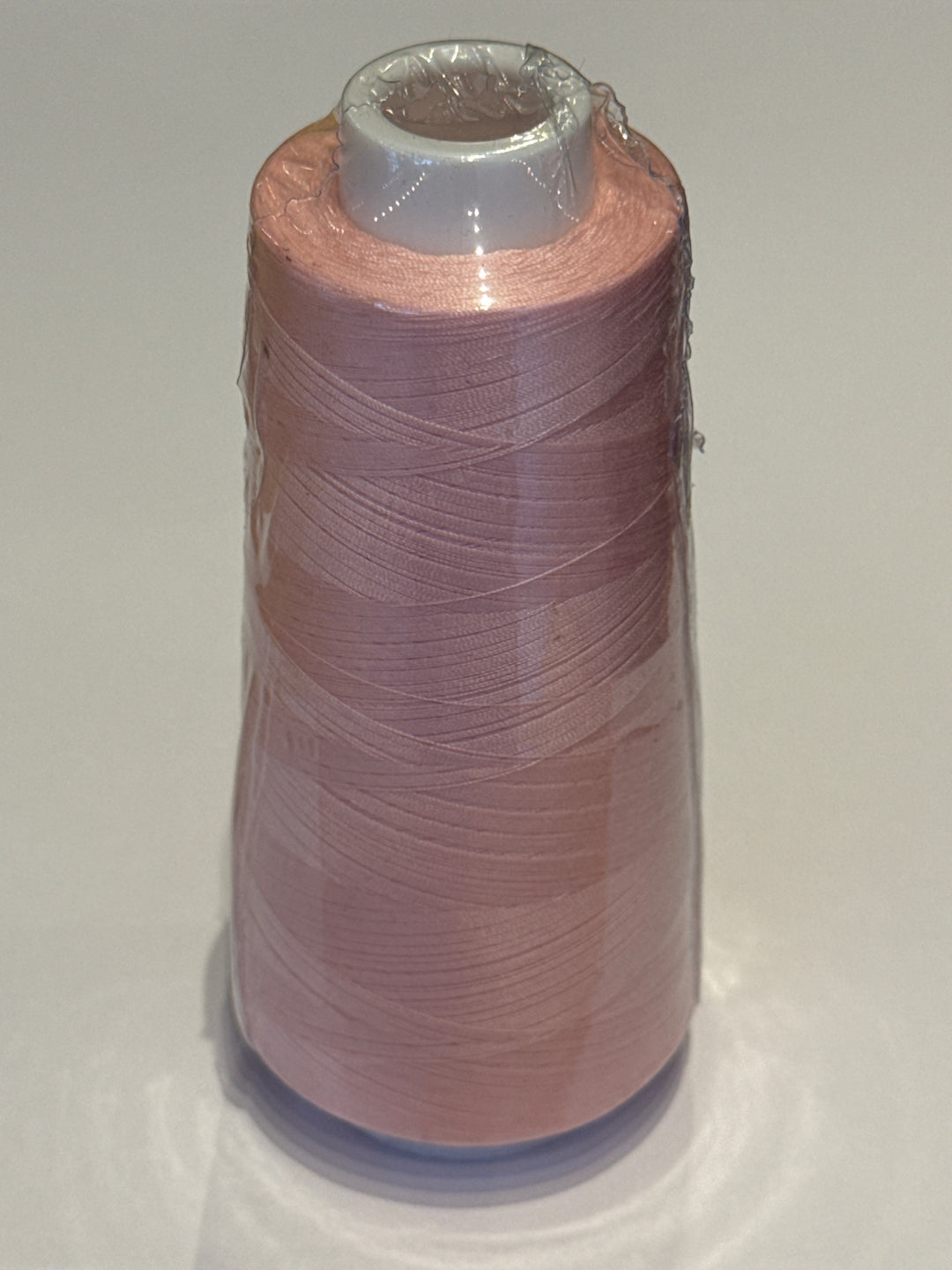 Joto Overlock tråd - Lys rosa 1010