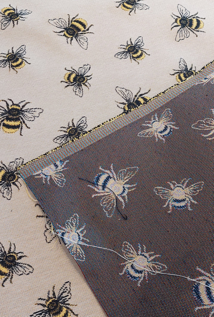 Bumble bee, Gobelin