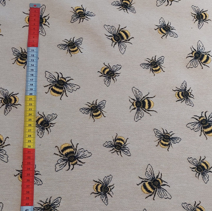 Bumble bee, Gobelin