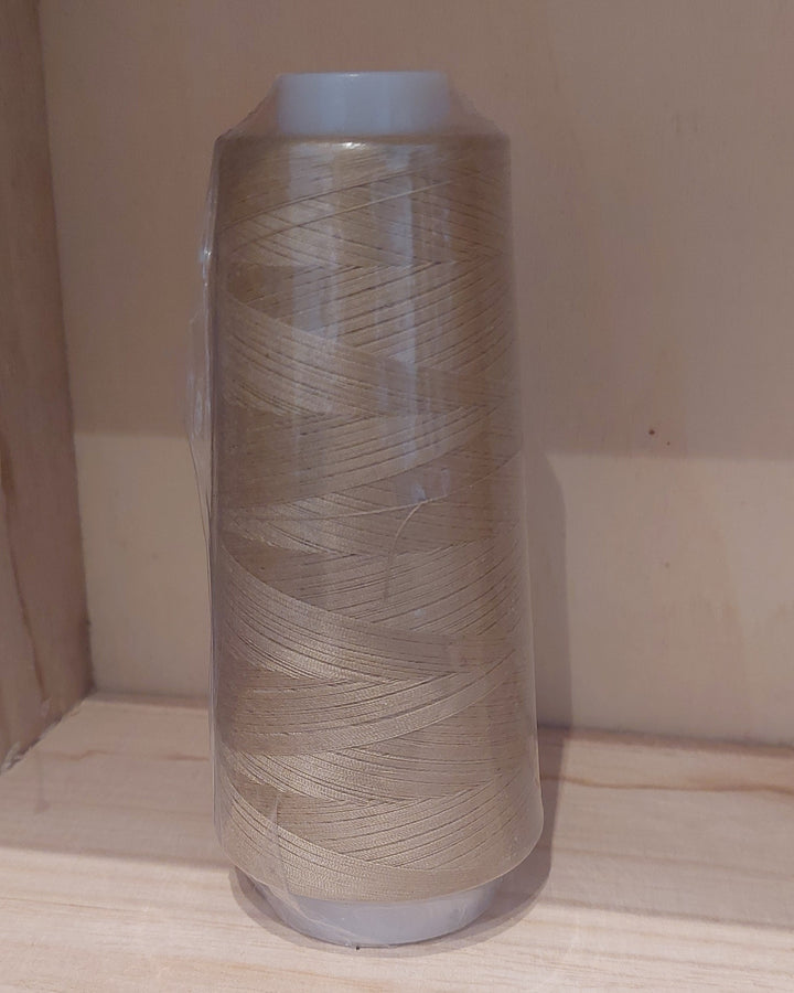 Joto Overlock tråd - Beige 8222