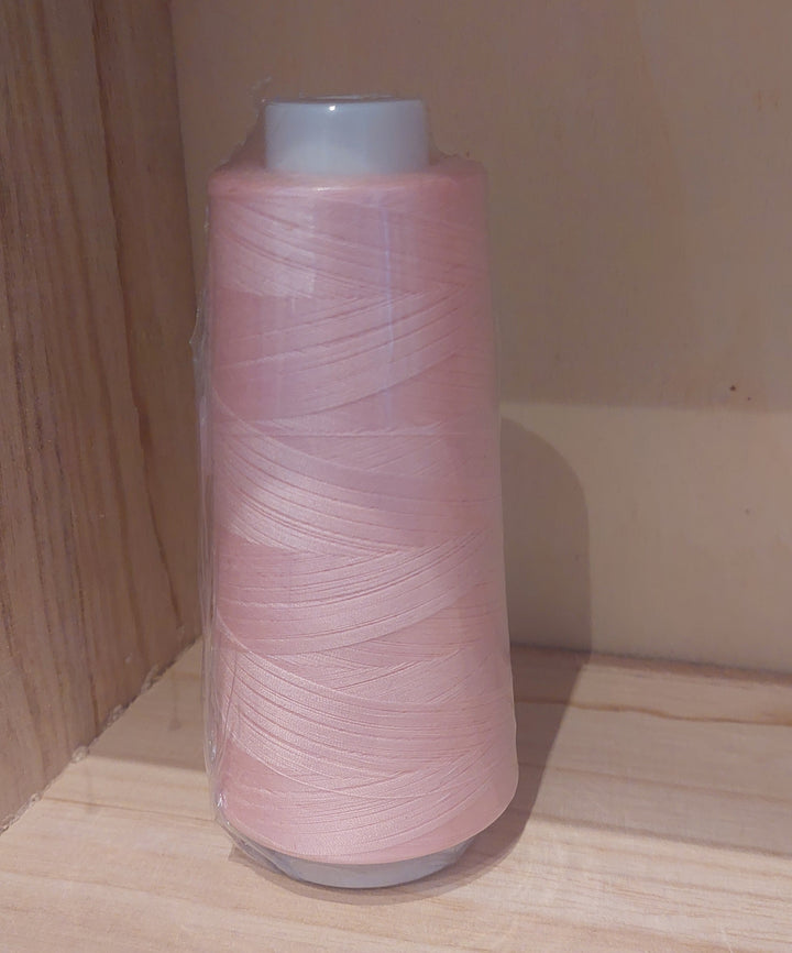 Joto Overlock tråd - Lys rosa 1010