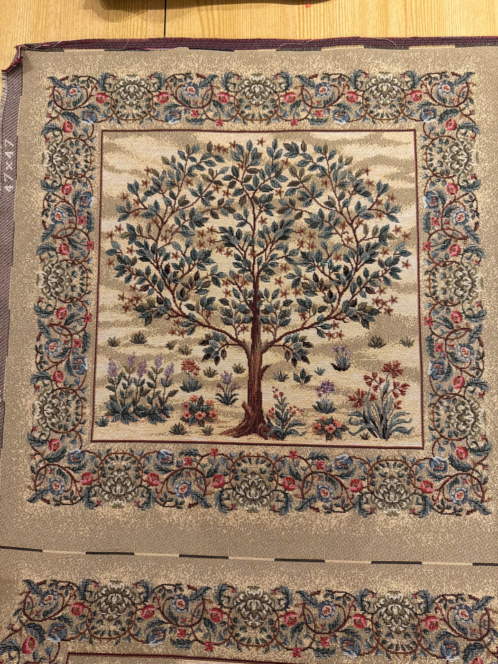 Metervare, Gobelin - Morris Kiss, Pute