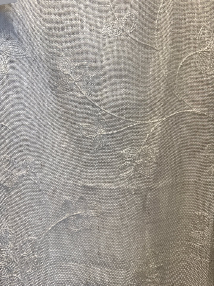Gardinhøyde Nora, Offwhite