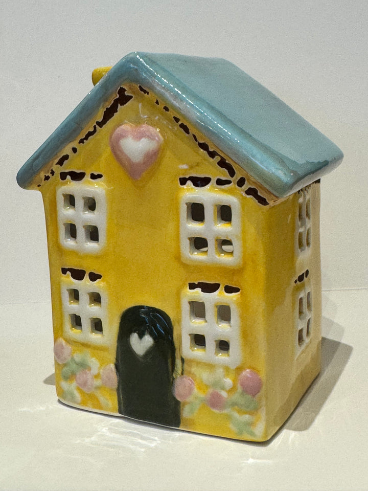 Telysholder, Hus med blomster
