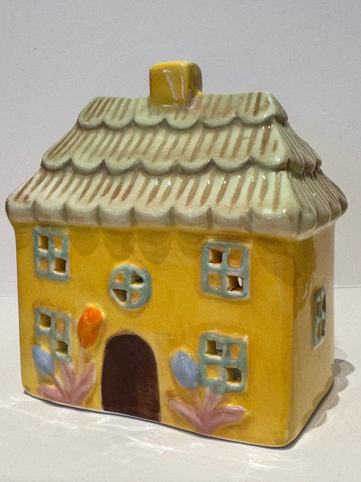 Telysholder, Hus med blomster