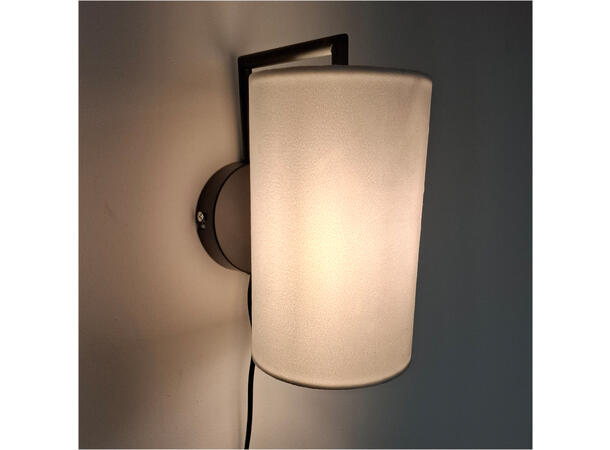 Terni vegglampe m/hvit skjerm