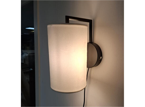 Terni vegglampe m/hvit skjerm
